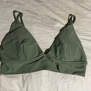 Aerie triangle top size large sage green